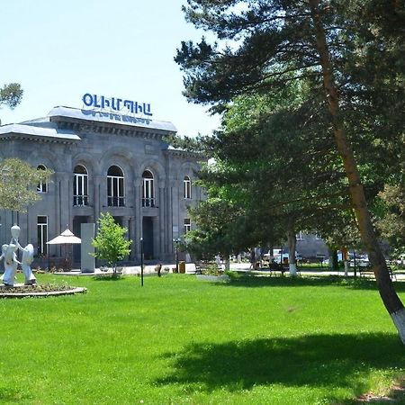 Jermuk Olympia Sanatorium Otel Dış mekan fotoğraf