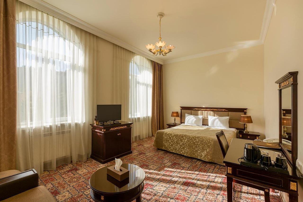 Jermuk Olympia Sanatorium Otel Dış mekan fotoğraf